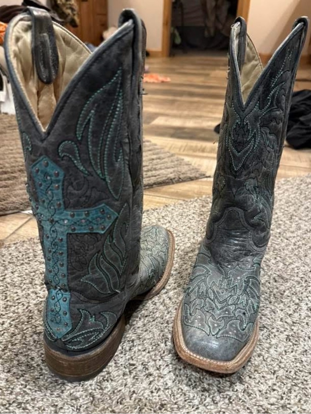 Women's Corral Embroidered Teal Cross Cowboy Boots